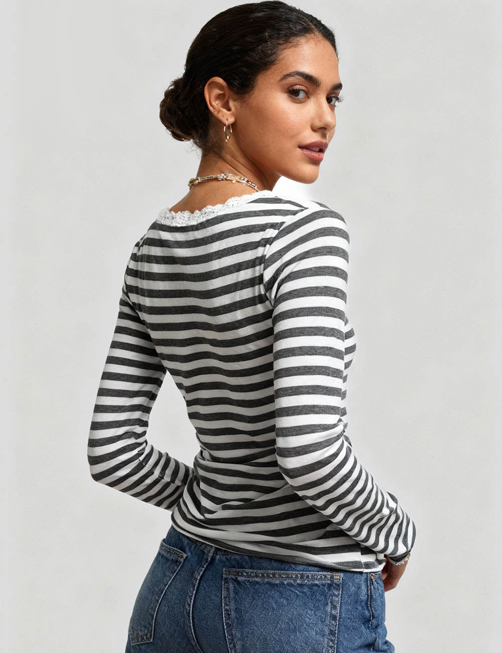 Ladies V-Neck Lace Trim Long Sleeves Top