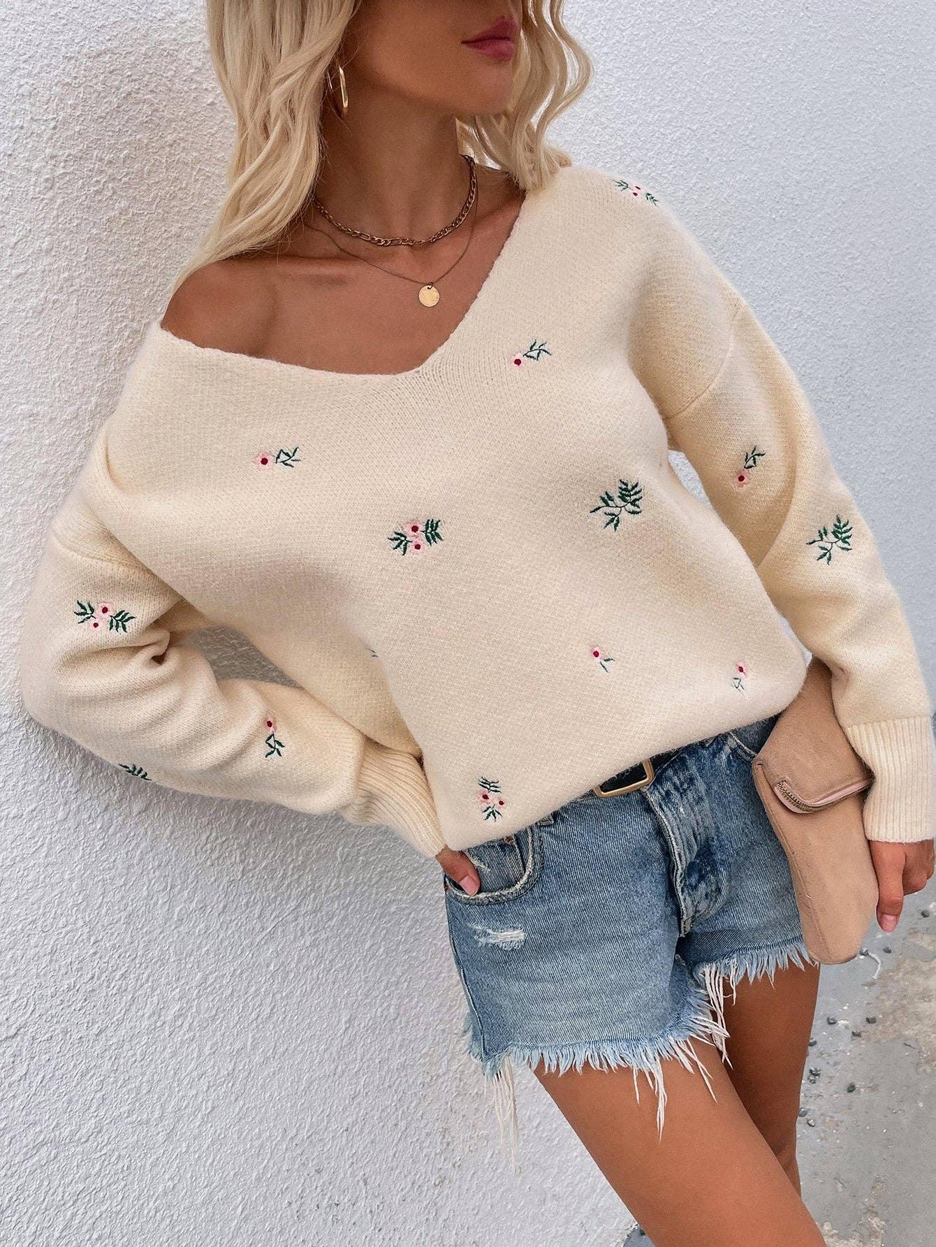 Ladies Flower Embroidery V-Neck Sweater E2201 - SWEETKAMA