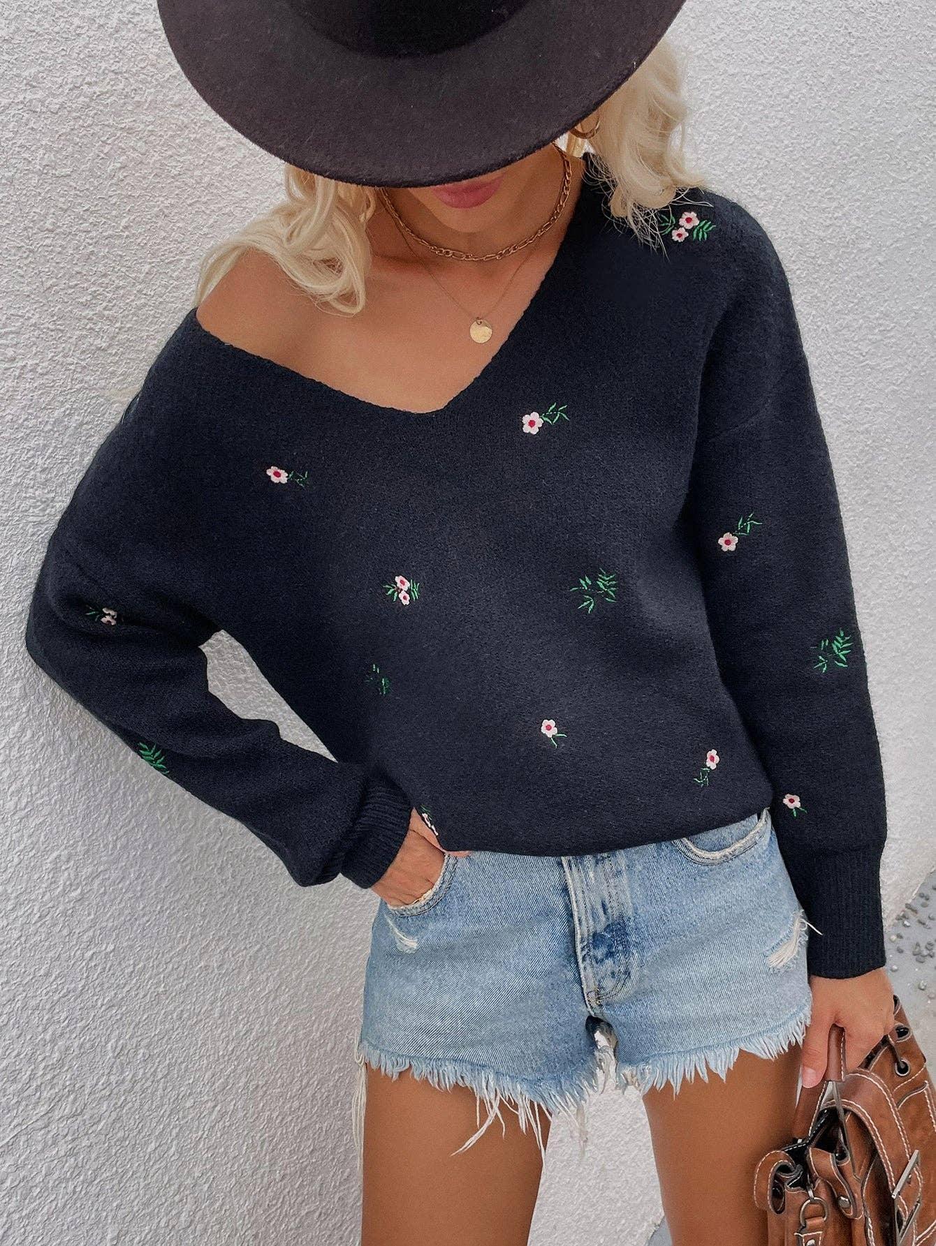 Ladies Flower Embroidery V-Neck Sweater E2201 - SWEETKAMA