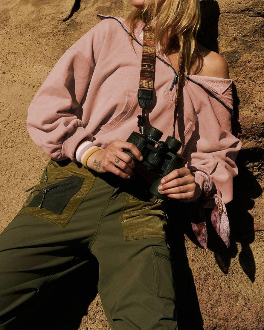 Ladies Long Sleeves Zip Collar Pocket Hoodie EWQD - SWEETKAMA