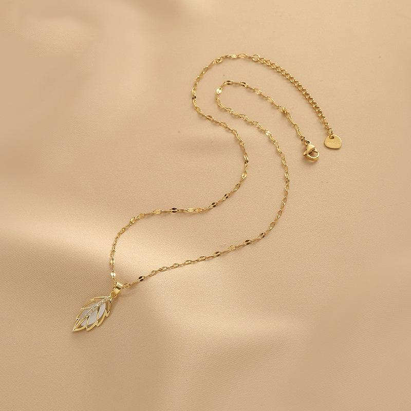 Ladies Lux Golden Leaf Pendant Necklace SKAJ024 - SWEETKAMA
