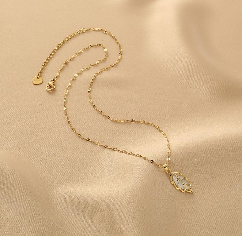 Ladies Lux Golden Leaf Pendant Necklace SKAJ024 - SWEETKAMA