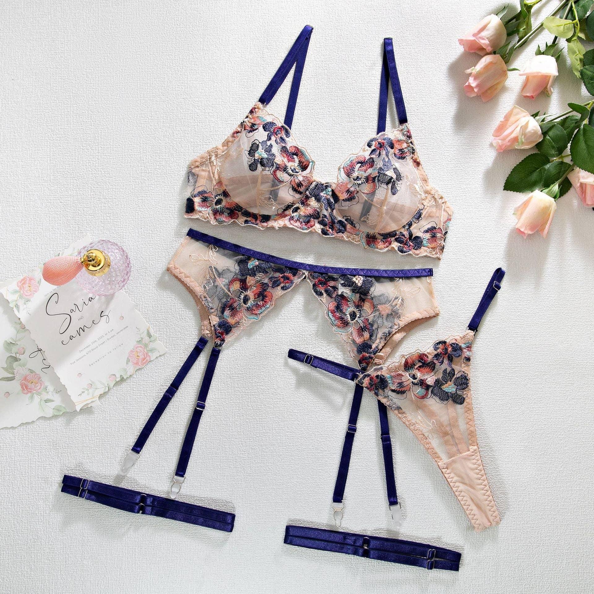 Sexy Floral Embroidery Lingerie Set R0060A - SWEETKAMA